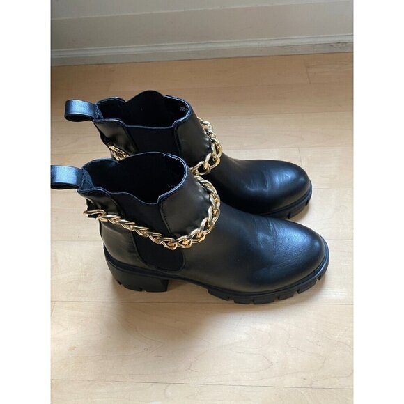 Madden girl Women's "Honey" Chain Chelsea black ankle boot sz 7/7.5 missized - Picture 9 of 11